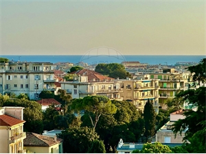 t2 à la vente -   06000  NICE, surface 70 m2 vente t2 - UBI475437956